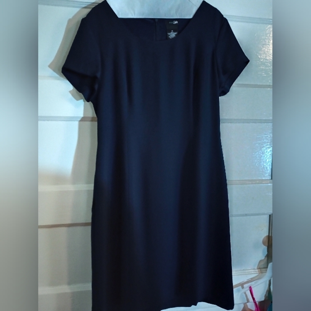 East 5th 18 women's black dress